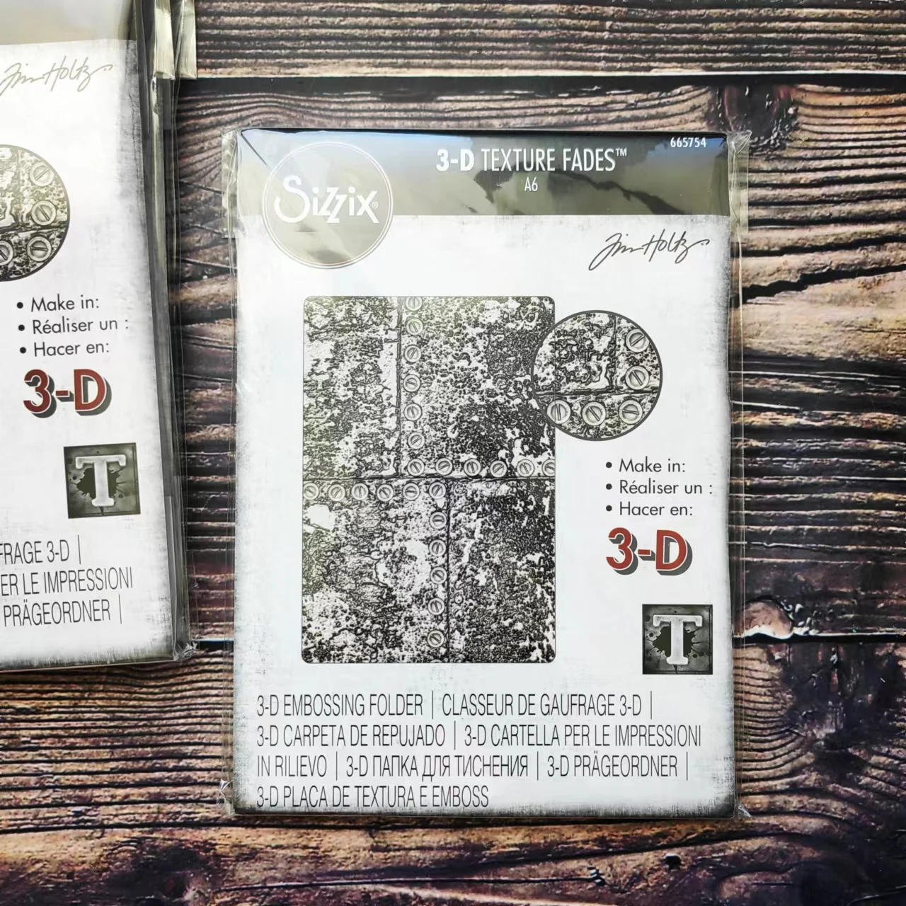 

Sizzix 665754 3-D Texture Fades Embossing Folder - Industrious by Tim Holtz