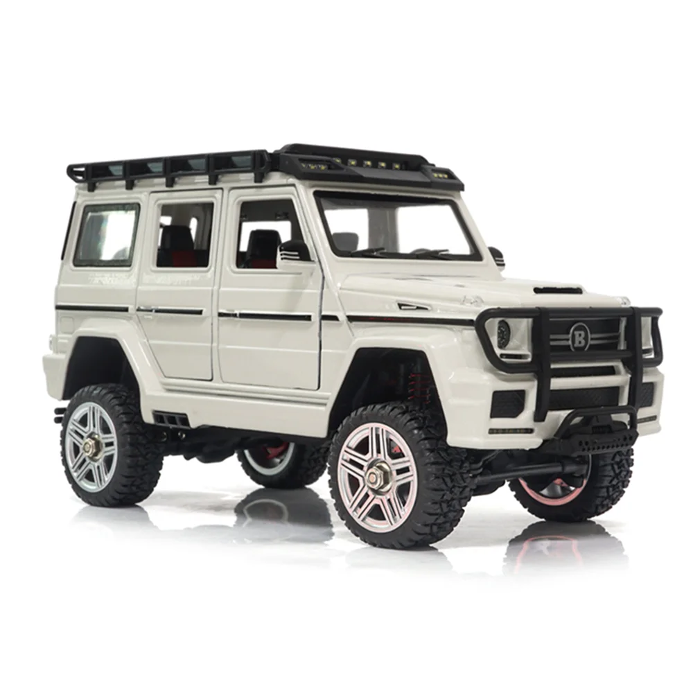 

White SG2401 Metal RC Crawler Car 1：24 Full Scale 2.4G 4WD With Remote Control