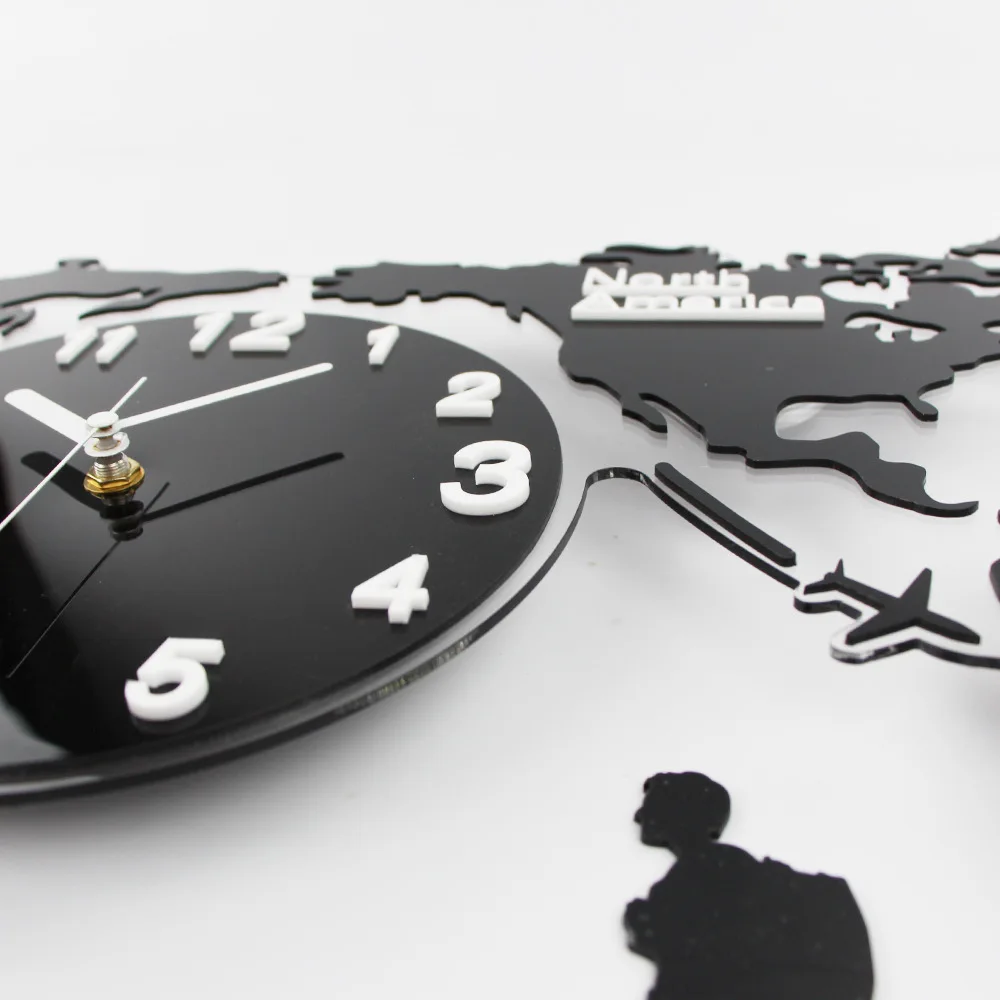 This black wall clock features a 3D world map, making it a perfect decor piece for travel lovers.