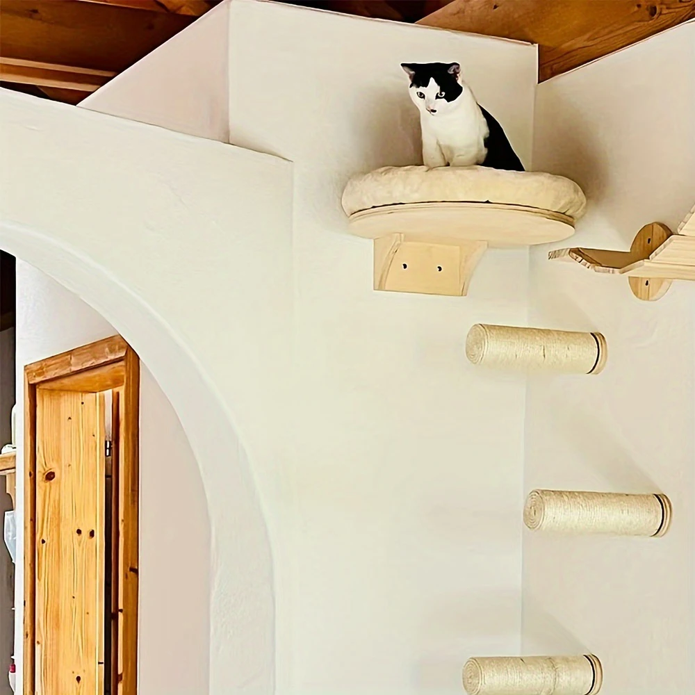 Climbing Wallmount Bed/Scratching Post 1