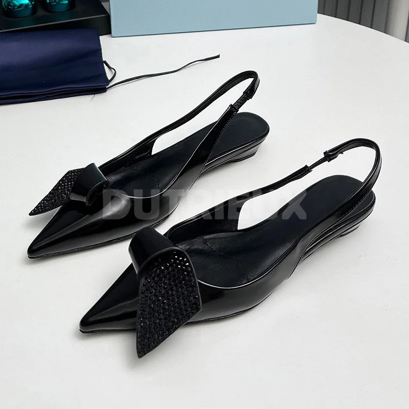 

Female Sandal Summer New Style Pointy Toe Toe Wrapping Design Rhinestone Decoration Sandals Youth Fashion Female Sandals