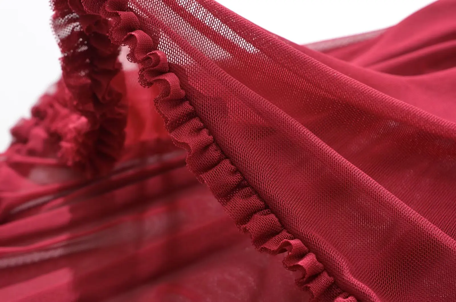 2025 Sexy Holzohren V-Ausschnitt Mesh Sling Kleid Frauen geraffte schlanke Taille Paket Hüften Rüschen unregelmäßige Schwalbenschwanz Kleider Party Robe – Detail 6