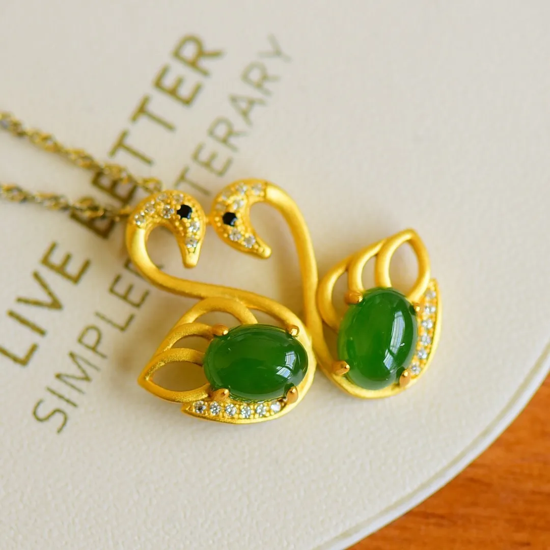 

Женское ожерелье из серебра 925 пробы с натуральным зеленым нефритом и золотом