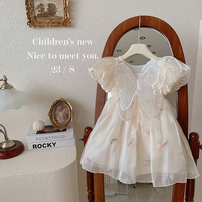 

2024 Summer New Girl Sweet Sequin Flower Bubble Sleeves Short Sleeved Princess Dress Flower Girl Dresses