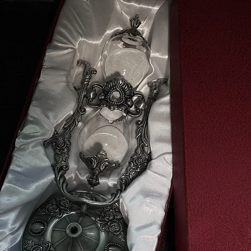클래식 메탈 모래시계 15/30분 빈티지 모래시계 창의적인 거실 장식 모래시계 홈 회전 장식품 선물