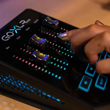 Tc helicon go xlrミニオンライン放送ミキサー (USB/オーディオ