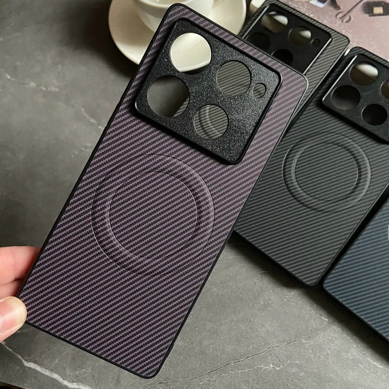 Magnetic Carbon Fiber Texture Leather Case with Mag-Safe Compatibility