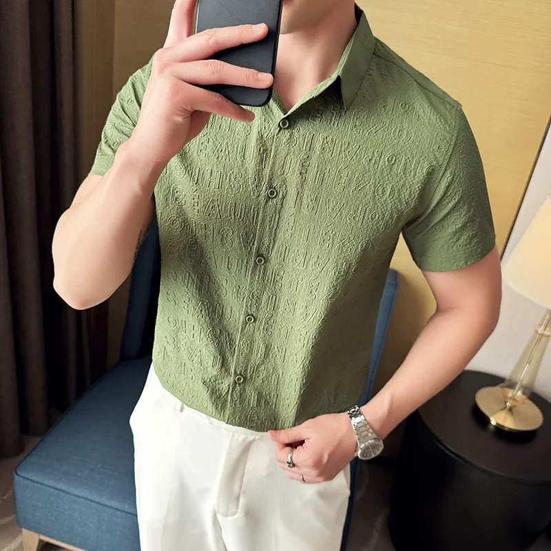 

Летняя модель 2024, мужская повседневная рубашка в британском стиле с короткими рукавами, облегающая Деловая одежда с отложным воротником для мужчин