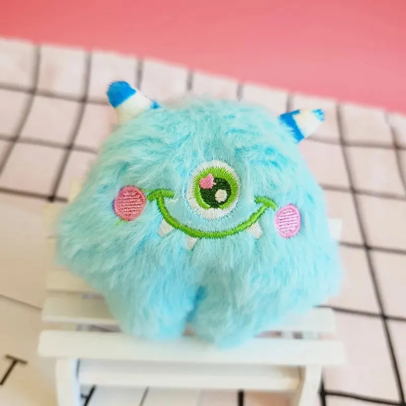 2 Pieces Big Eyed Monster Keychain Random Color Single Eyed Beast Plush Pendant