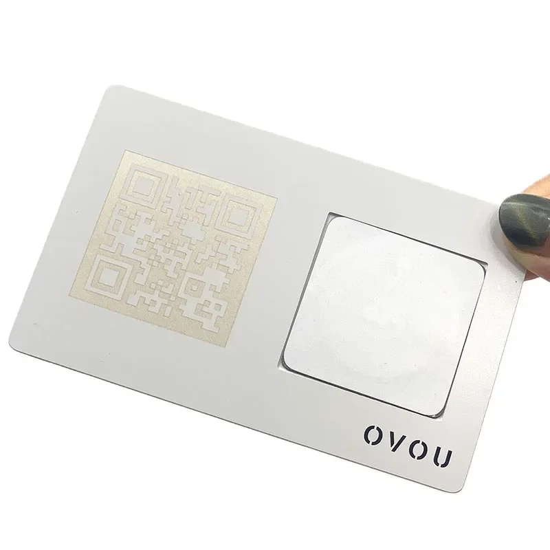 베스트셀러 맞춤형 레이저 각인 골드 미러 NFC 메탈 명함 인쇄 가능 NFC 카드 Ntag 213 215 216 재기록 가능 RFID 카드