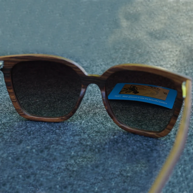 Modische Regenbogen-Sonnenbrille aus massivem Holz in Übergröße für Herren und Damen, polarisiert, UV400, handgefertigte Bambusfarben – Detail 4