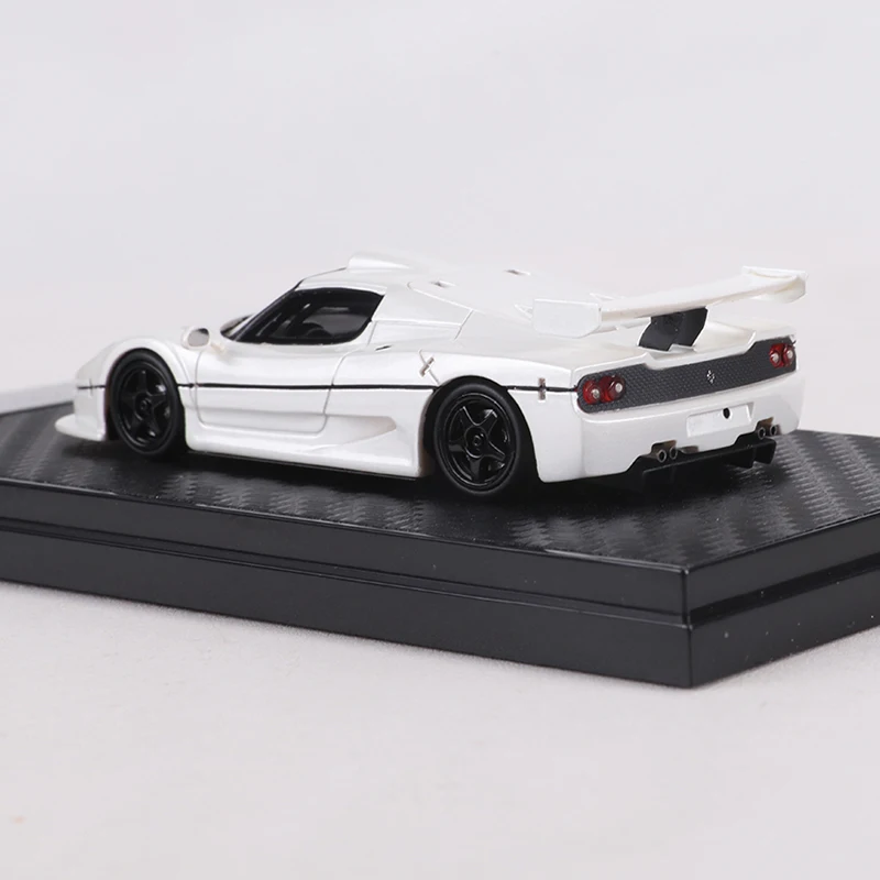 WHITE: NA 1:64 F50 Sports Car Simulation Resin Car ModelLimited Edition 