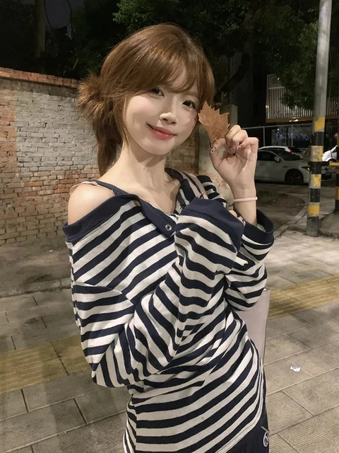 Striped Pure Cotton T Shirt Women Slash Neck Off Shoulder Long Sleeve Vintage Tees Korean Fall Streetwear Harajuku Button Tops 2