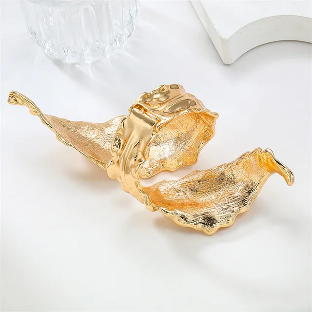 New Gold Color Leaf Alloy Bracelet Bangle for Women Girls Bohemian Hip-hop Exaggerated Chunky Punk Jewelry Gifts 2024 Trendy 2