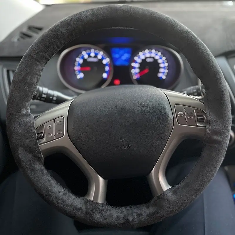 

Универсальная черная замшевая Кожаная оплетка рулевого колеса 38 см с ручной строчкой для салона автомобиля оплетка с иглами и нитями комплекты