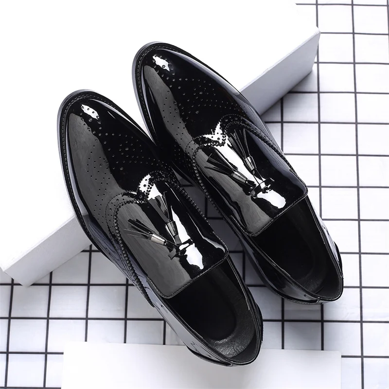 Black Men Dress Shoes Autumn Fashion Business Wedding Footwear Man Comfy Leather Design Formal Shoes Men Europe Style Men Shoes