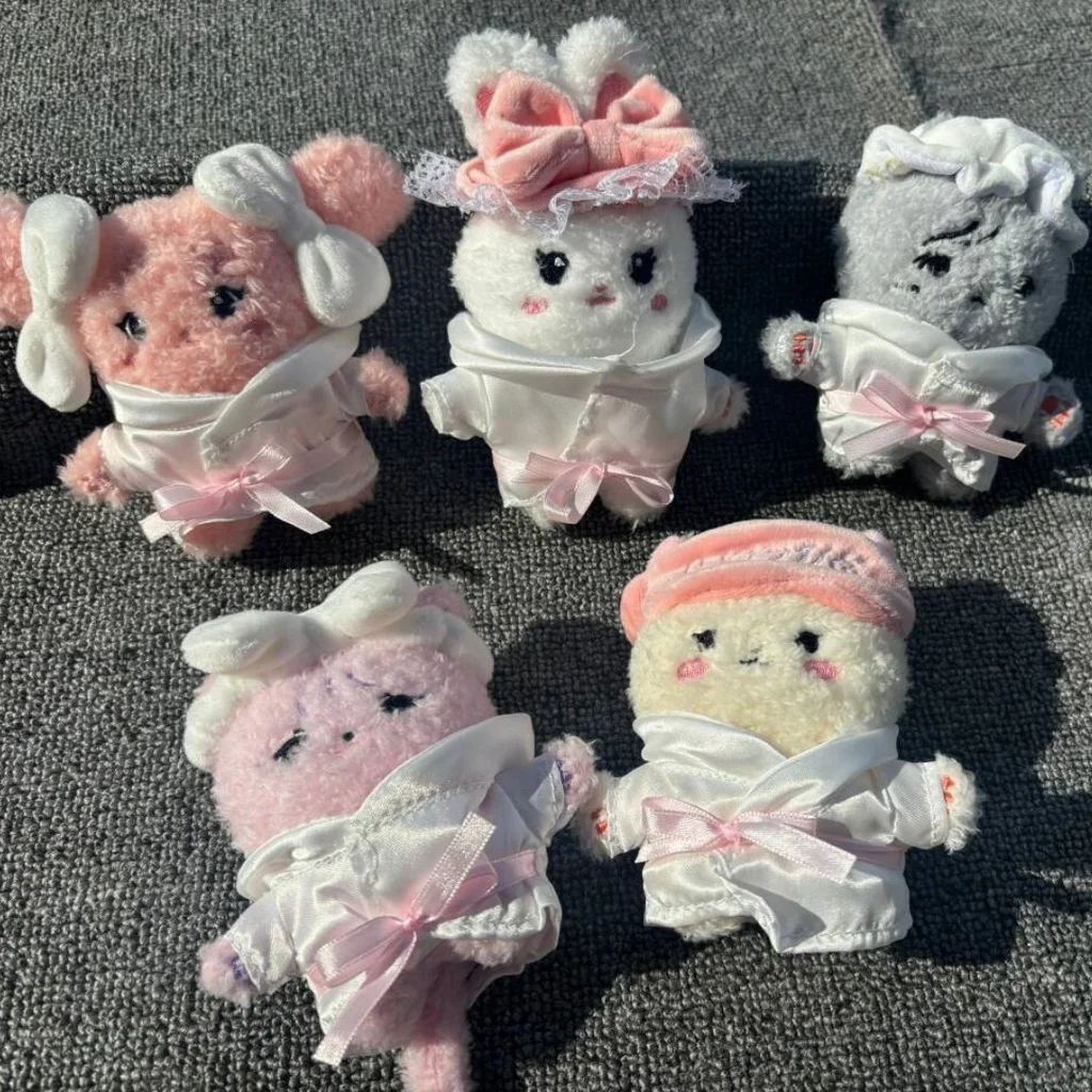 

Kpop (G)I-DLE Plush Doll Soyeon MINNIE Yuqi SHUHUA MIYEON Cute Stuffed Dolls Fans NEVERLAND Gift