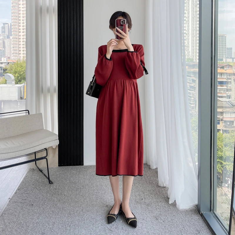 2023 Autumn Winter French Style Square Collar Color Contrast Pregnant Women Dress Plus Size Maternity Knitting Dresses Loose Red
