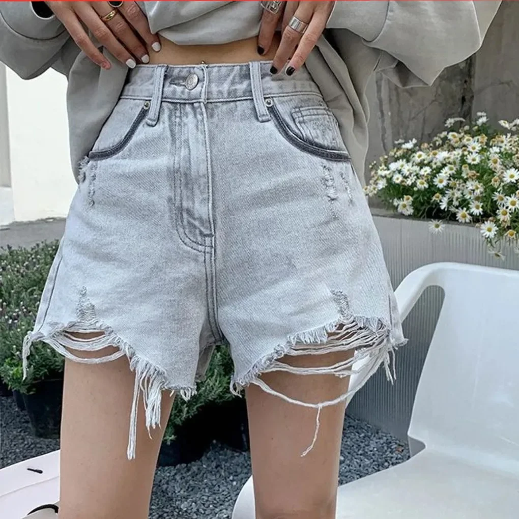 

Short Girl Broken Jeans Burr Pants Fashion Sexy Rough Edges And Holes Washed White Office Casual Denim Shorts Summer 2023