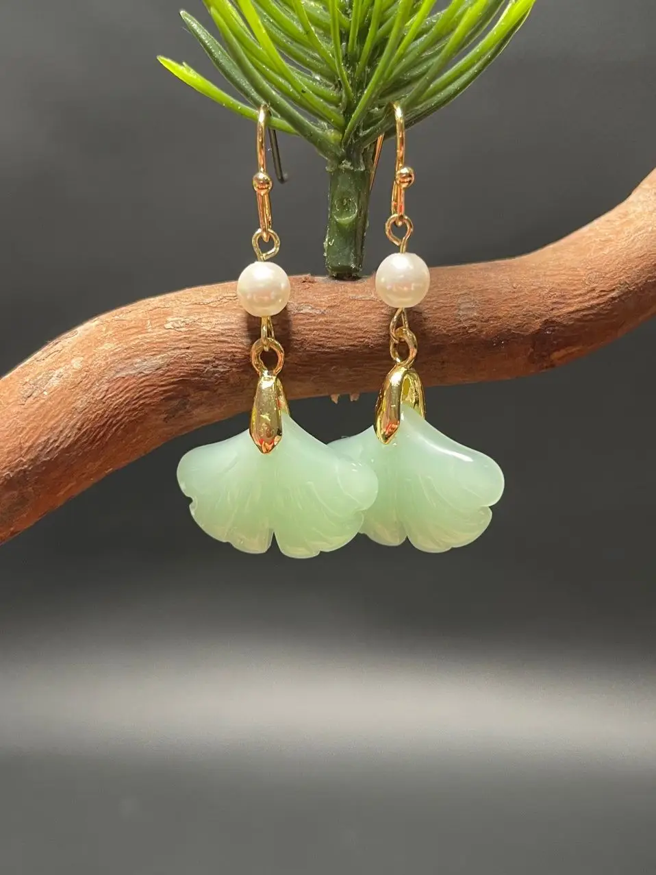 Orecchini pendenti in argento sterling con perle vintage