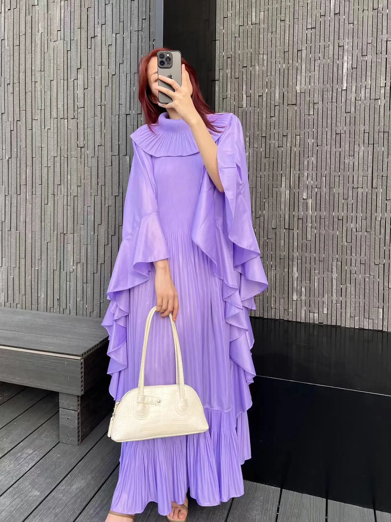 

2024 Spring New Hot Sales Pleated Black Long Dress Lapel Full Lotus Leaf Sleeve Loose Elegant Birthday Dresses for Women Luxury