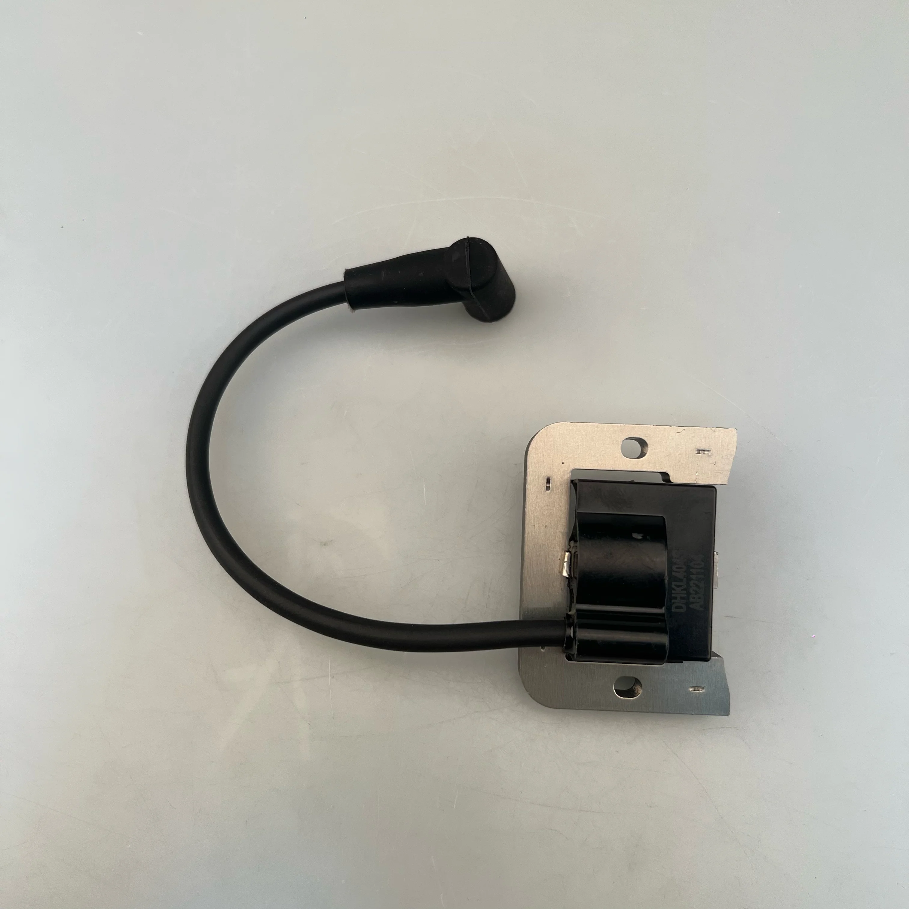 코일러 62 584 04-S 62-584-04-S 6258404-S CH940, CH960, CV940, CV960 엔진용 점화 모듈 코일