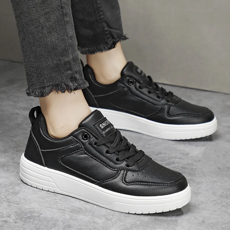 New Men Sneakers Zapatillas Mujer White Flat Shoes Ladies Outdoor Luxury Women Casual Shoes Women Sneakers Men's