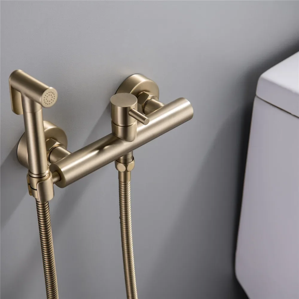 Description Picture 3 of itemHand Held Bidet Sprayer Douche Toilet Kit Brush gold Bidet  Set Hot and Cold Copper Valve Set Jet Bidet Faucet Set