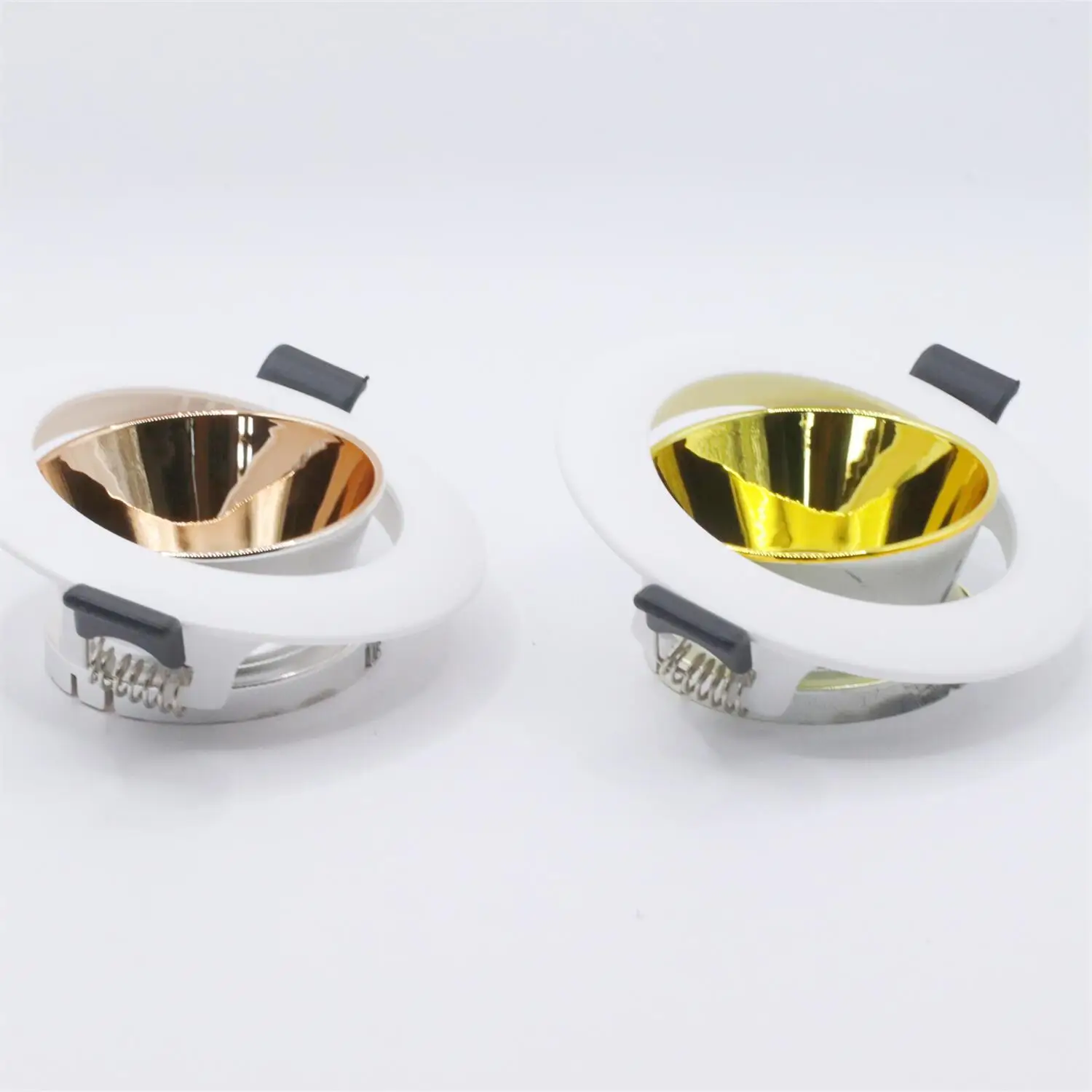 Рисунок 4 - Монтажная рама, галогенные утопленные