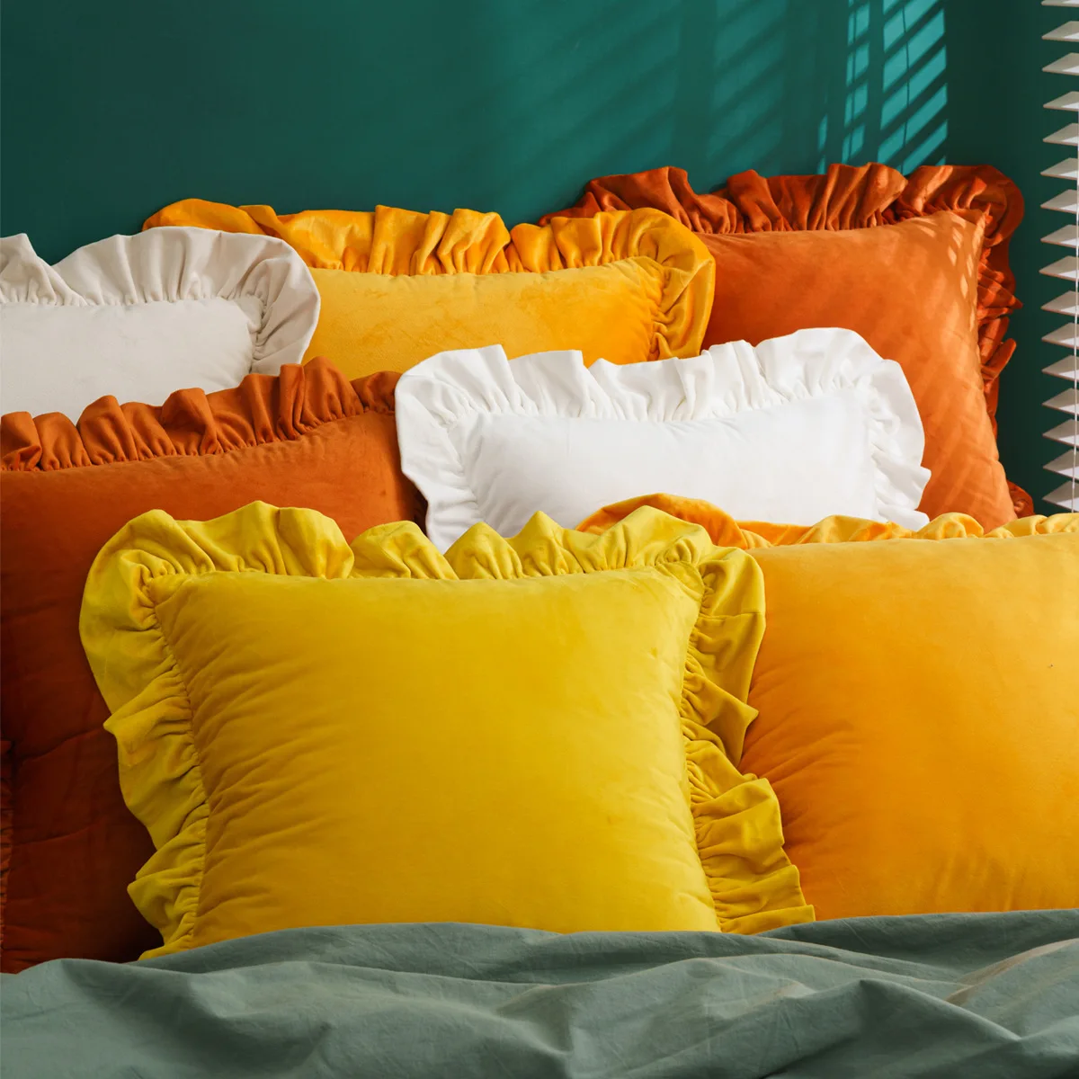 

Velvet Ruffle edge Pillowcase 30X50/45/50cm Embroidered Luxury Cushion Cover For Sofa Backrest Lumbar Chair Home Decoration