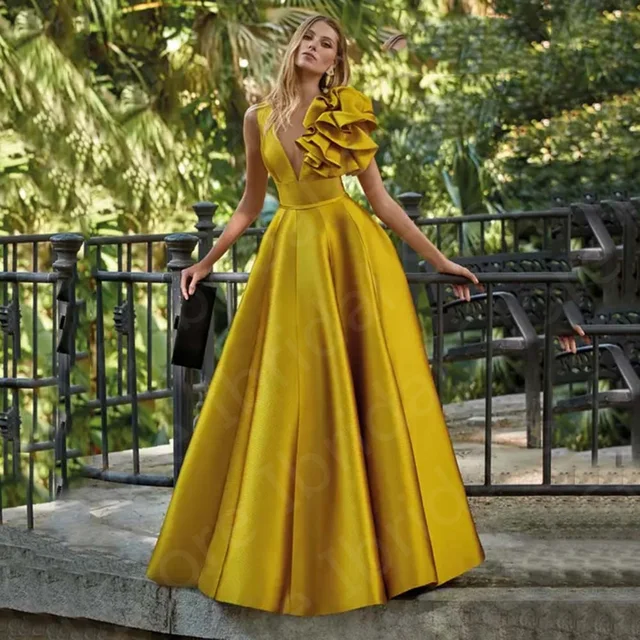 Vestiti Inverno Profondo Outfit Scollo Profondo Vestiti Dorati Lunghi