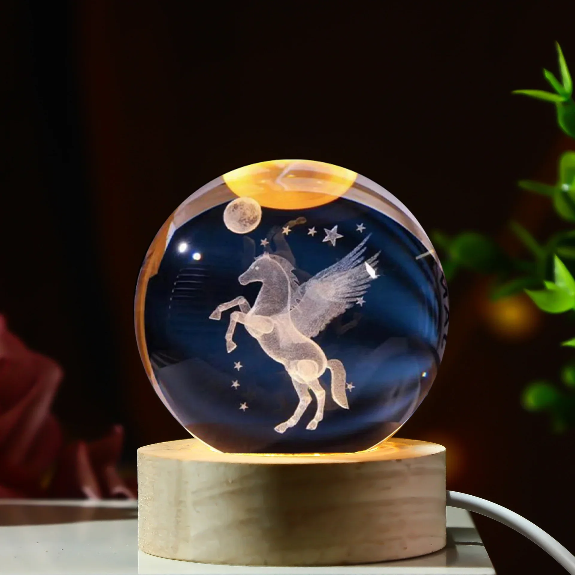 thumbnail image 1 of Lámpara de bola de cristal con forma de Papá Noel y galaxia, luz LED nocturna USB, decoración navideña 2024 para el hogar, regalo de Año Nuevo, 1 of 5