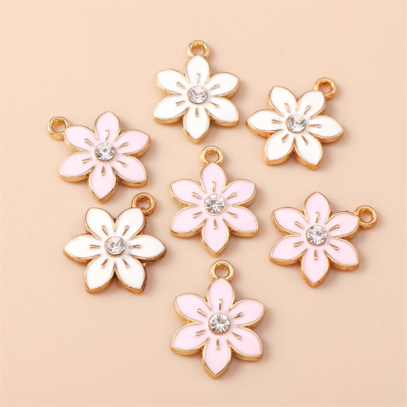 20 Stück 13 x 17 mm niedliche Emaille-Sakura-Blumen-Charms-Anhänger für Schmuckherstellung, Tropfen-Ohrringe, Halsketten, Armbänder, DIY-Bastelbedarf