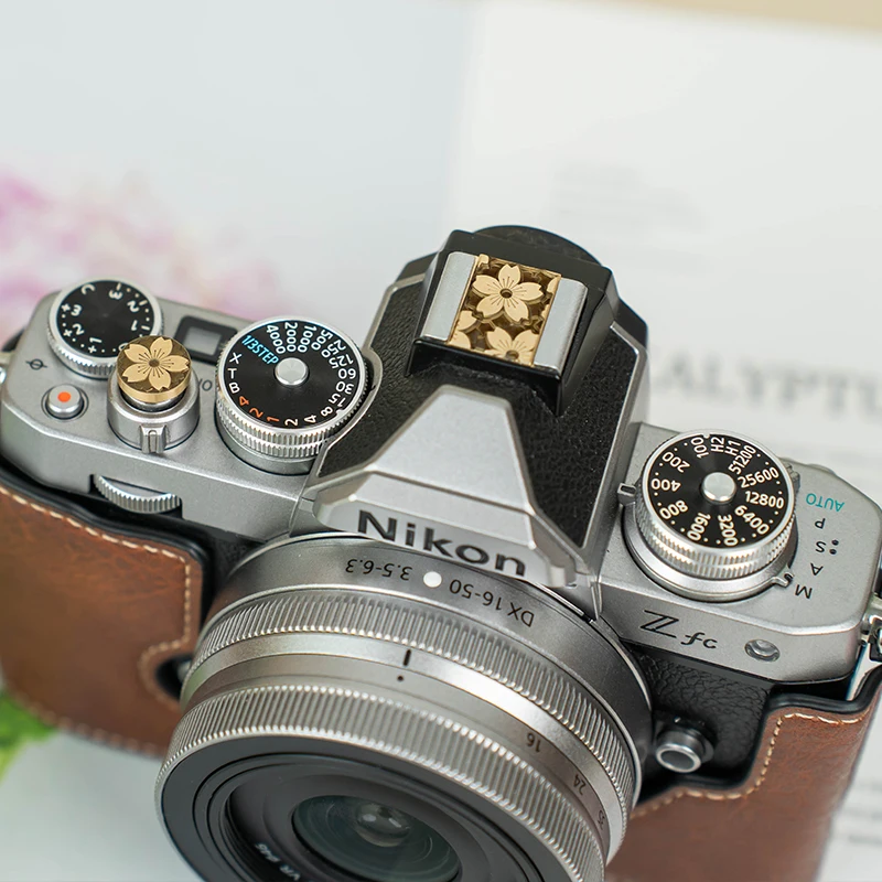 Per Nikon Camera Hot Shoe Cover Muslimatial Centennial Commemorative Z5Z62 Cover Protettiva Zf Shutter Button Accessorio Per Fotocamera.