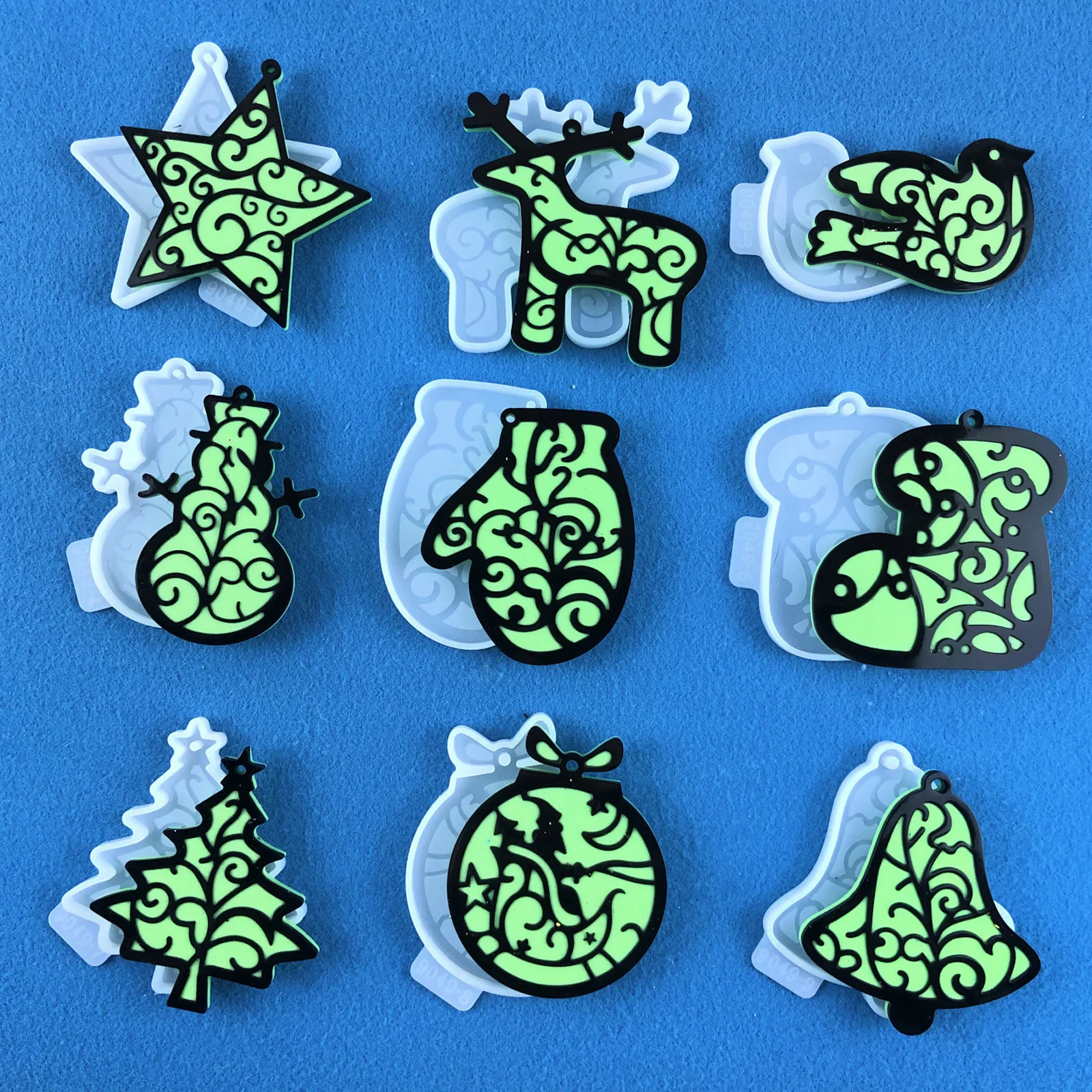 

Christmas Pendant Silicone Mold Elk Bell Christmas Party Decoration Crafts Epoxy Resin Mold DIY Jewelry Making Accessories