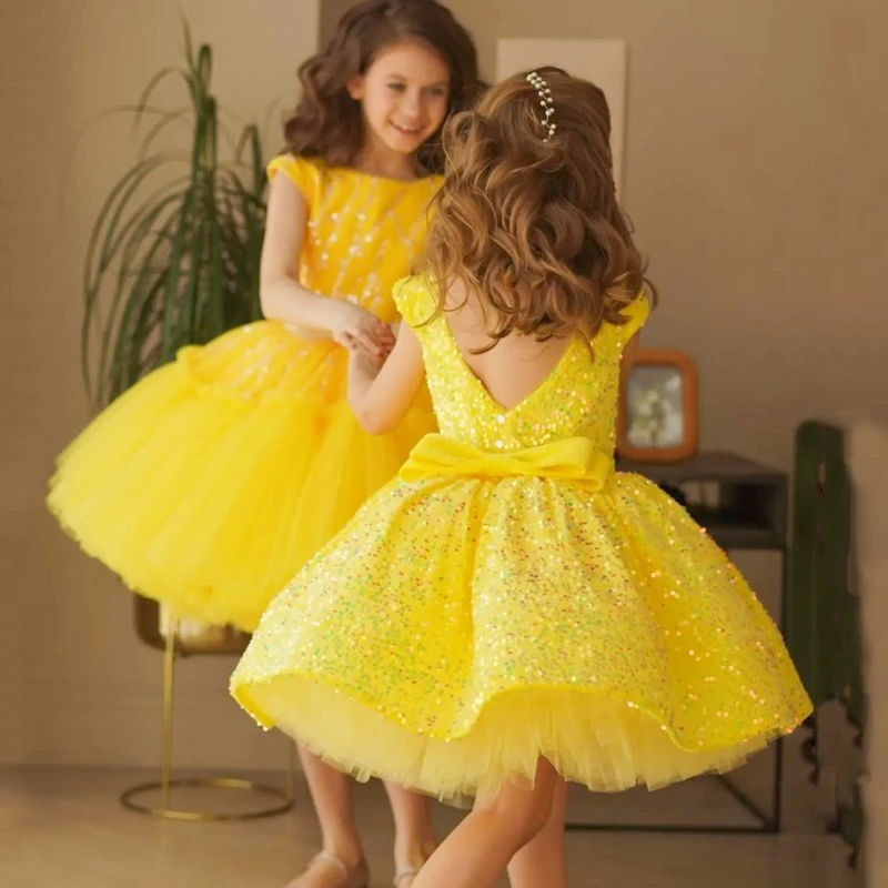 

Yellow Short Flower Girl Dresses Sequin Kids for Wedding Party First Communion Gown Cap Sleeve Ceremony Dress Ball Gown