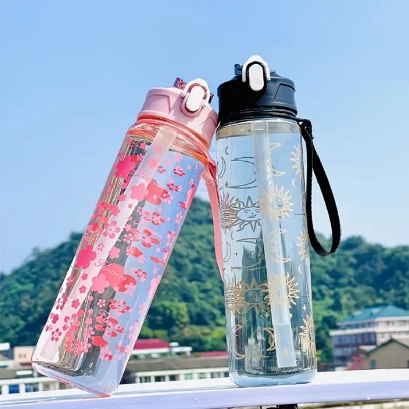 800ML New Creative Trendy Printed Space Cup with a Portable Strap, Pop-Up Lid, Plastic Design, Stylish Straw - For Teens & Adult