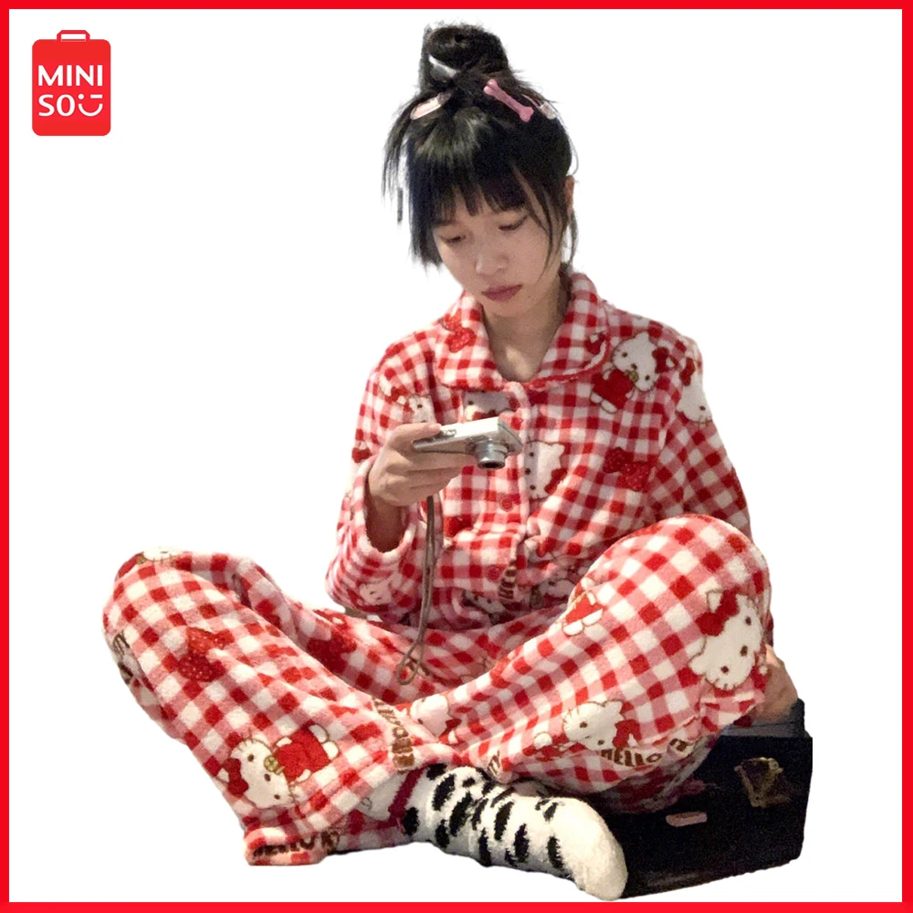 

New Miniso Kawaii Sanrio Y2K Hellokitty Cute Coral Velvet Pajamas Female Winter Padded Thicken Home Set Christmas Outside Suit