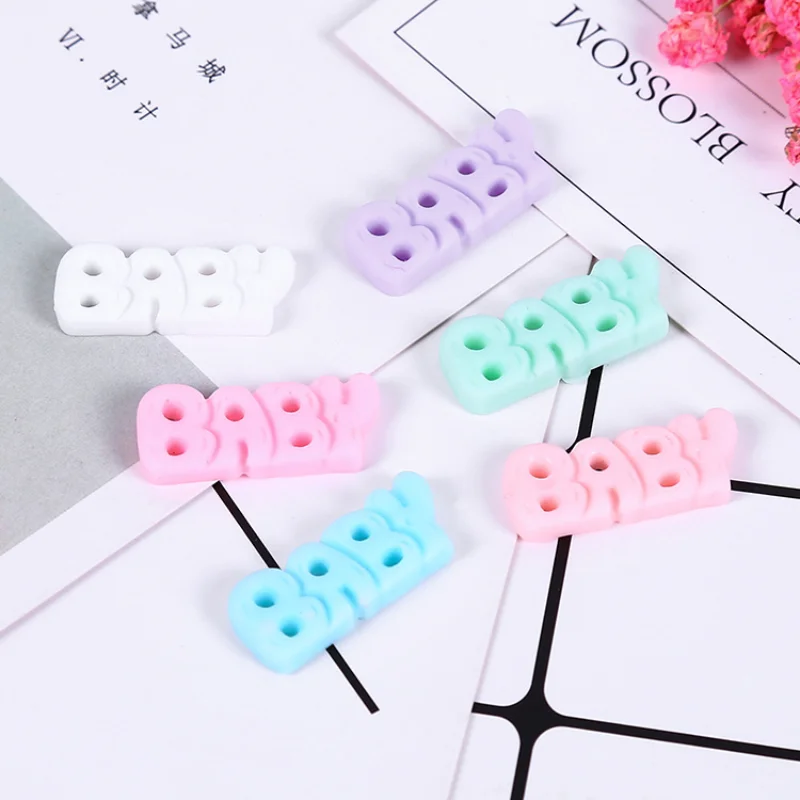 10 stücke Kawaii Baby Brief Planaren Harz Flatback Cabochons Embellissement Scrapbooking DIY Handy Fall Haar Bogen Dekoration