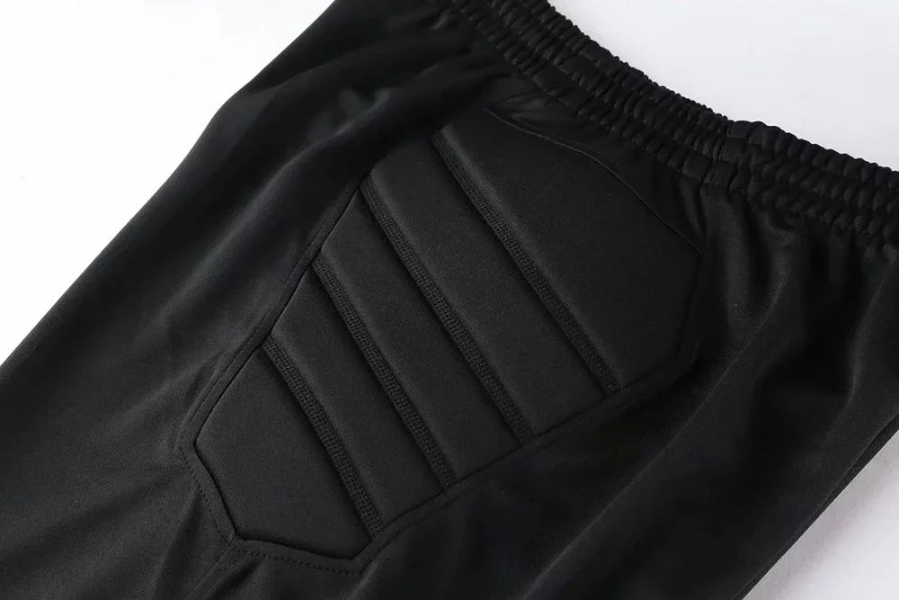 Professional Soccer Goalkeeper shorts Men Safety Hip Pad Soccer Shorts Athletic Training Goalkeeper Shorts Skateboard