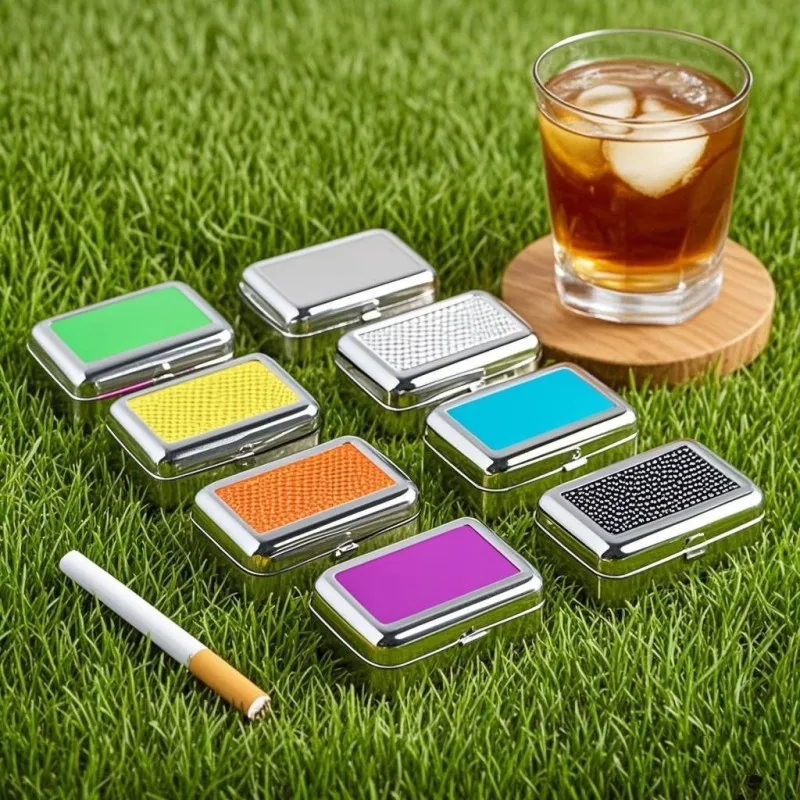 Portable Pocket Ashtray Creative Personality Trend Mini Fashion Outdoor Travel Portable Ashbox With Lid Gifts For Boys/Man Rando