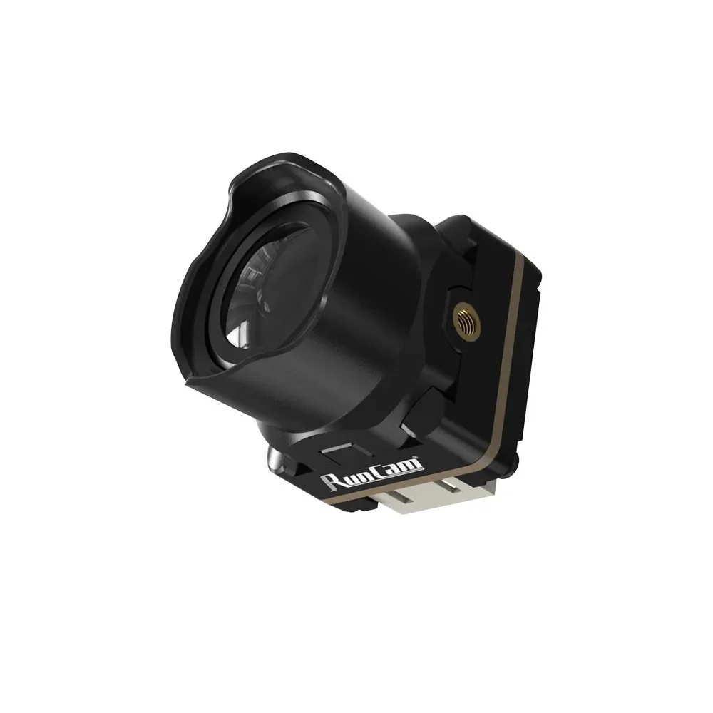 La RunCam Phoenix 2 SE fixée sur un drone FPV, prête pour une session de freestyle.