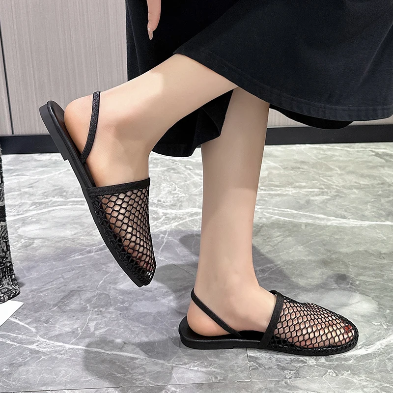 Europe and The United States Hollow Mesh Small Weave Roman Sandals New Fashion All Round Head Flat Baotou Drag Female