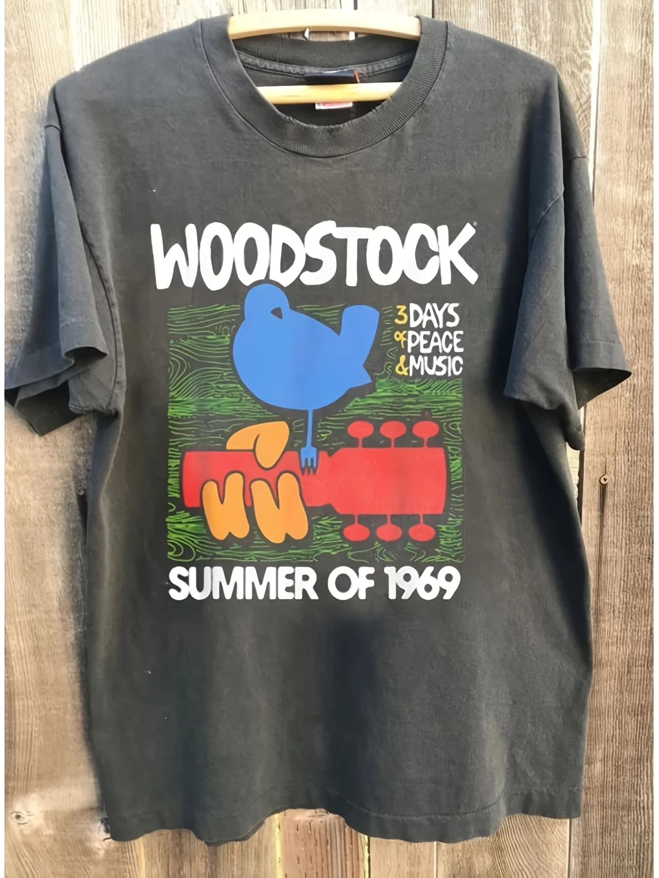 Neutrales Retro Woodstock 69 Logo T-Shirt - Klassisches 69-Jahre-Sommer-Musikfestival-Thema Retro-T-Shirt für Konzerte und Alltag