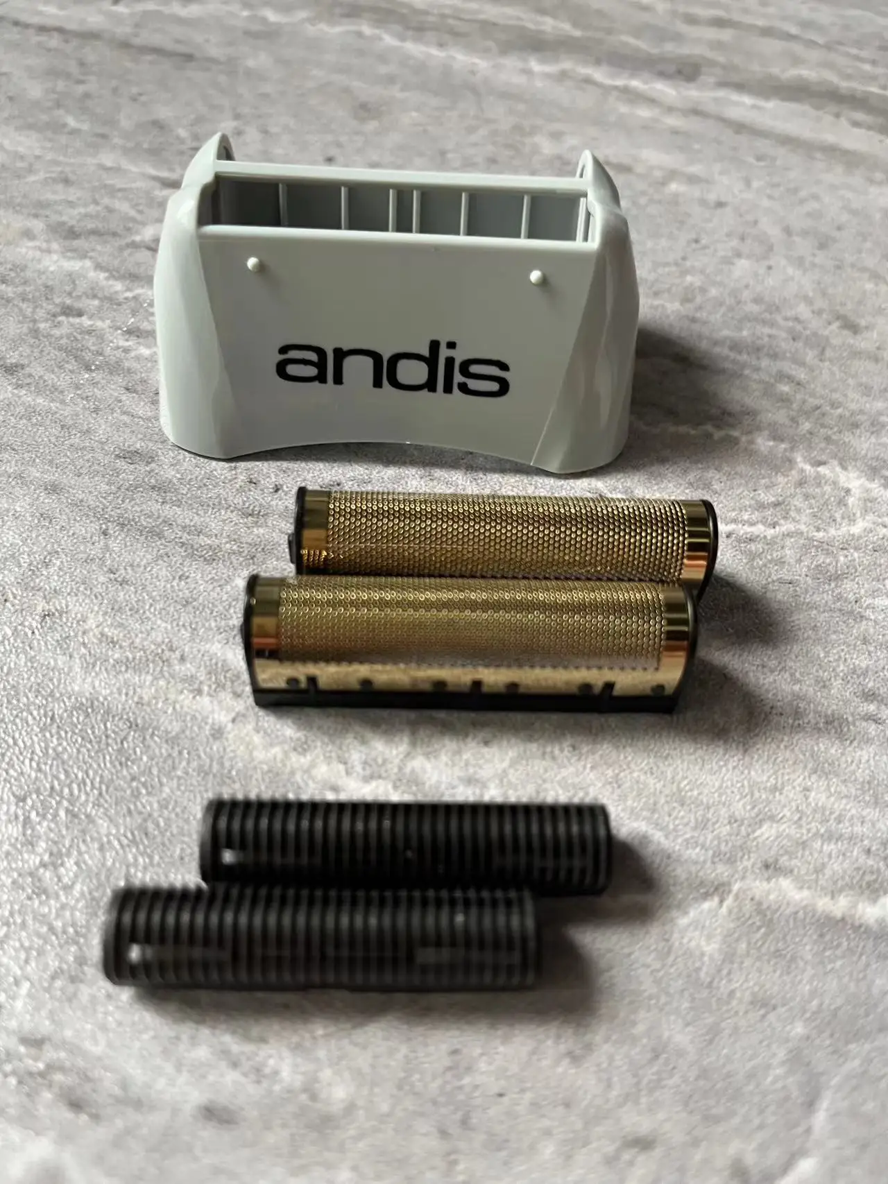 Рисунок 2 - Оригинальная сменная электробритва