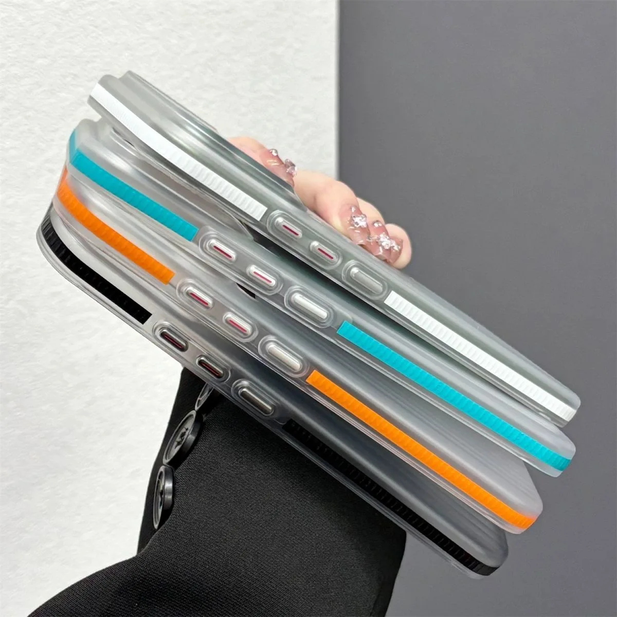 Frosted PC Clear Luggage Stripe Magnetic Case with Skin-friendly Cover