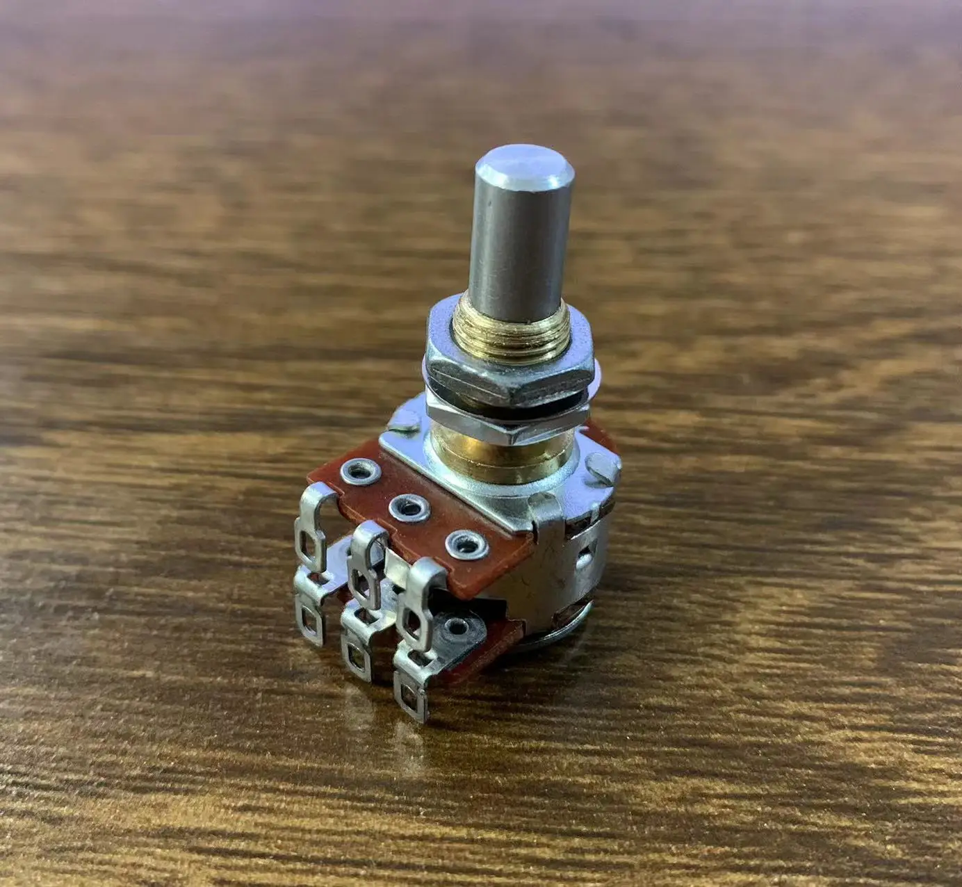 Dual Blend / Balance Bass Guitar Potentiometer Brass Shaft Bushing with Center Detent MN500K MN250K Stock Discount Accessories