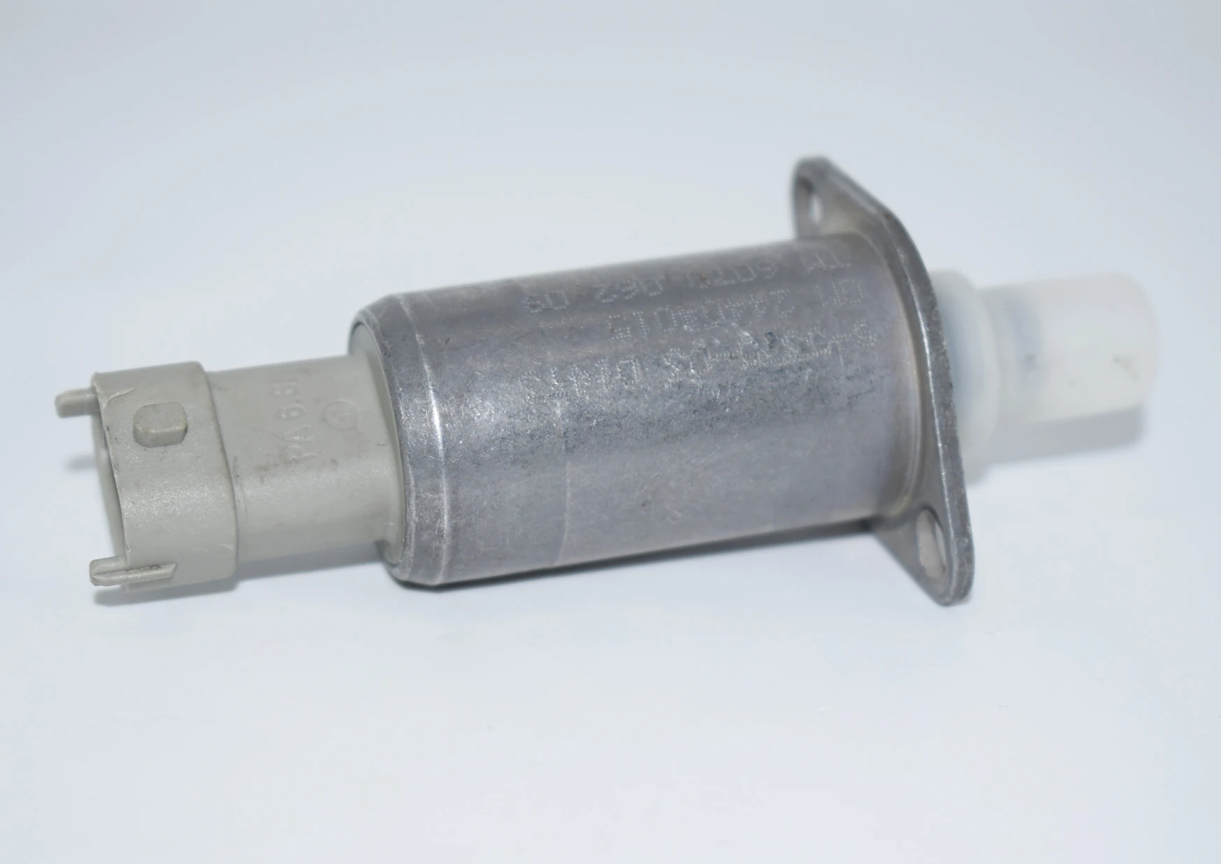 Petrol Pressure Regulator 95507060 24404015 815198 Z22YH 2.2