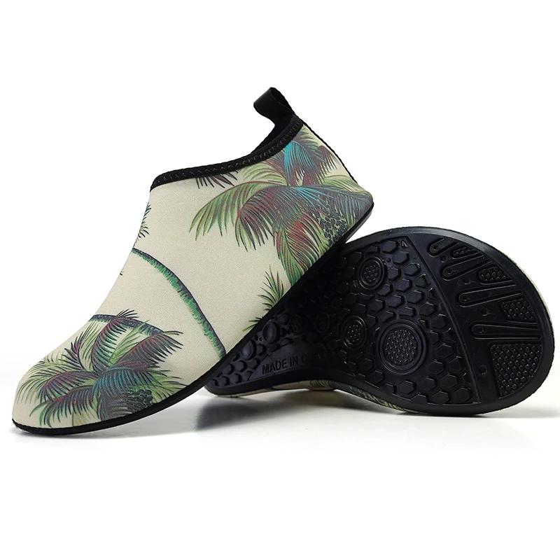 Summer Couple Aqua Shoes Lightweight Men Beach Shoes Outdoor Quick-drying Women's Water Anti-slip Barefoot Sneakers water shoes aqua shoes barefoot shoes