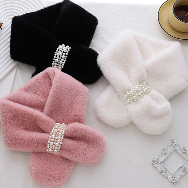 Winter Warm Scarf Windproof Women Elegant Thicken Plush Scarf Thermal Berathable Neck Cover Pearl Cross Shawl Neckerchief